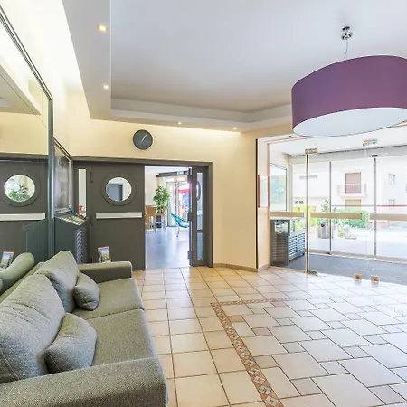 Brise De - Piscine Interieure & Exterieure