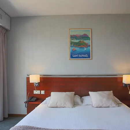 Brise De - Piscine Interieure & Exterieure