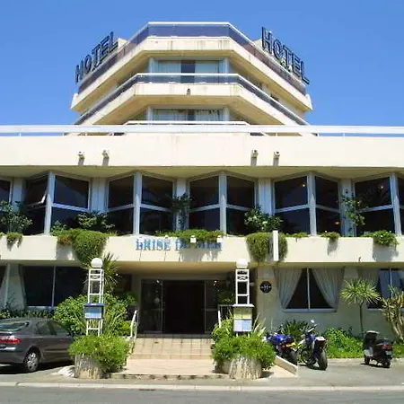 Brise De - Piscine Interieure & Exterieure 4* Saint-Raphaël