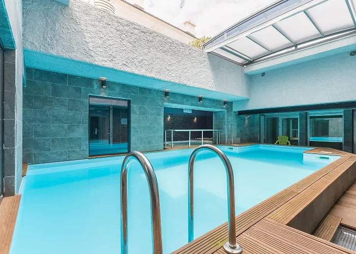 Brise De - Piscine Interieure & Exterieure