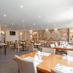 호텔 Brise De - Piscine Interieure & Exterieure 4*