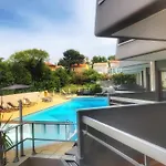 Brise De - Piscine Interieure & Exterieure