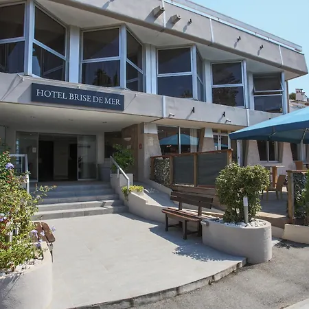 Brise De - Piscine Interieure & Exterieure