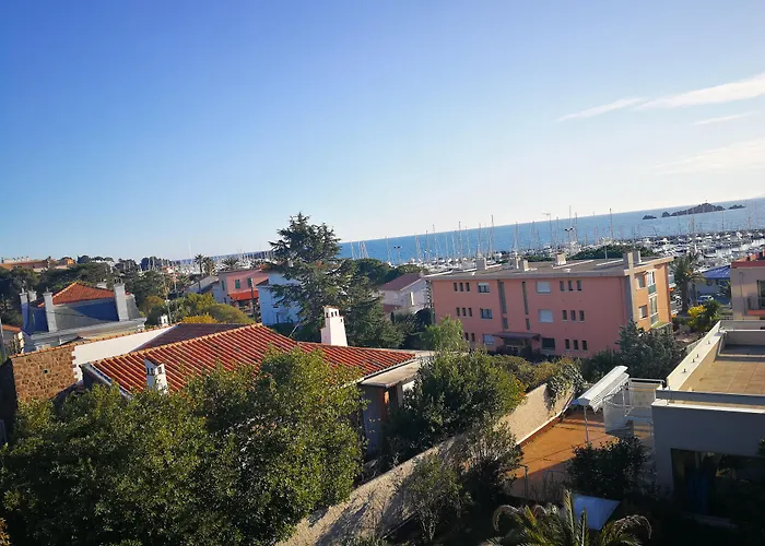 Hotel Brise De - Piscine Interieure & Exterieure Saint-Raphael (Var)