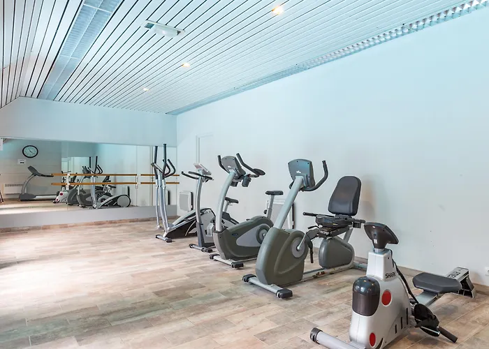 Brise De - Piscine Intérieure&extérieure Hotel 4*