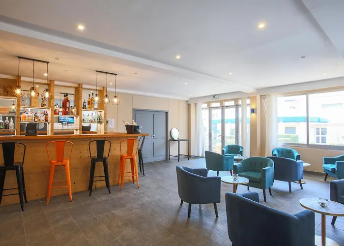 Hotel Brise De - Piscine Intérieure&extérieure 4*