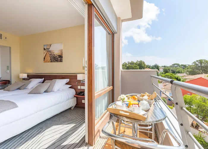 Brise De - Piscine Intérieure&extérieure