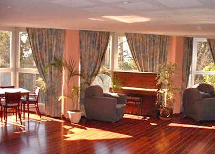 Brise De - Piscine Intérieure&extérieure Saint-Raphaël