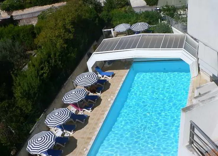 Brise De - Piscine Interieure & Exterieure