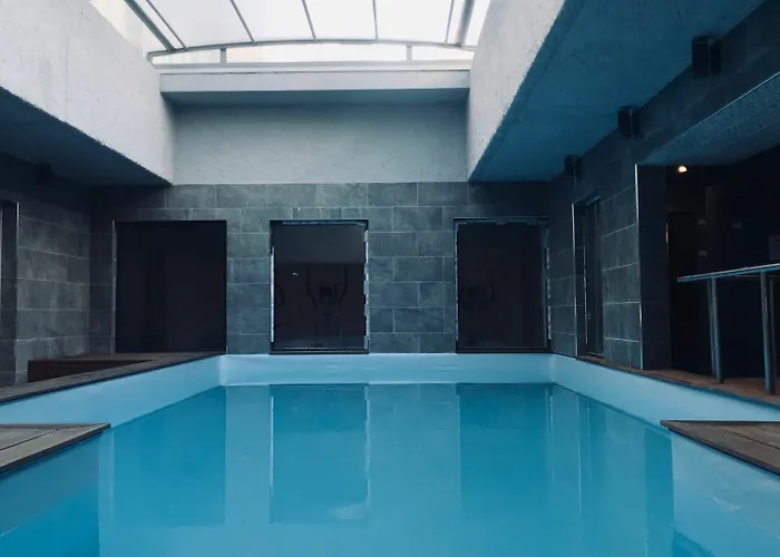 Brise De - Piscine Interieure & Exterieure Hotel 4*